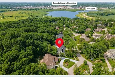 371 W Arboretum Circle, Wheaton, IL 60189 - Photo 42