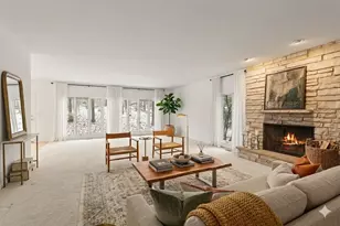 371 W Arboretum Cir, Wheaton, IL 60189 - Photo 10