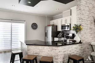 7517 Savoy Ln, Bridgeview, IL 60455 - Photo 6