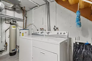 422 Sandhurst Ln, South Elgin, IL 60177 - Photo 20