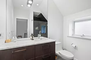 1226 N Dearborn St, Chicago, IL 60610 - Photo 16