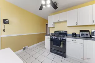 4026 Clarence Ave, Stickney, IL 60402 - Photo 10