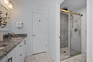 1060 Cliff View Ln, Carol Stream, IL 60188 - Photo 12