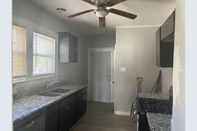 444 Wilson Avenue, Calumet City, IL 60409 - Photo 4