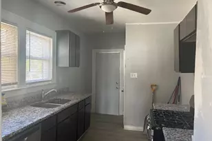 444 Wilson Ave, Calumet City, IL 60409 - Photo 4