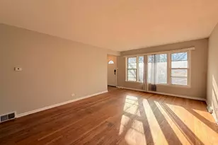 15565 Madison Ave, Dolton, IL 60419 - Photo 4