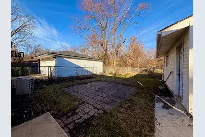 15565 Madison Avenue, Dolton, IL 60419 - Photo 24