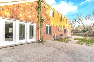 2331 Mohawk Ln, Glenview, IL 60026 - Photo 50