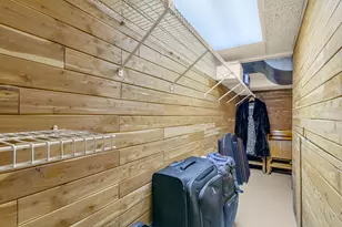 2331 Mohawk Ln, Glenview, IL 60026 - Photo 40