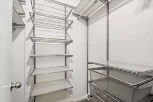 525 W Superior St, Chicago, IL 60654 - Photo 10