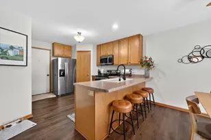 3232 Napa Ct, Dekalb, IL 60115 - Photo 8