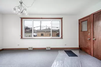 5944 W Foster Avenue, Chicago, IL 60630 - Photo 10