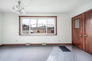 5944 W Foster Ave, Chicago, IL 60630 - Photo 10