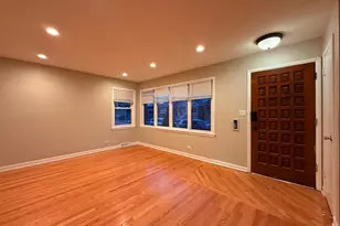 6217 W Peterson Ave, Chicago, IL 60646 - Photo 4