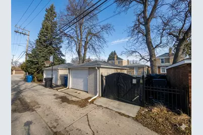 6217 W Peterson Avenue, Chicago, IL 60646 - Photo 32