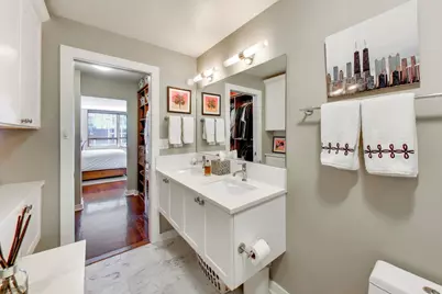 201 E Chestnut Street #22B, Chicago, IL 60611 - Photo 24