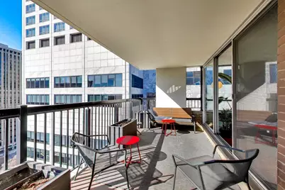 201 E Chestnut Street #22B, Chicago, IL 60611 - Photo 2