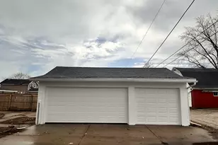 610 N Monroe St, Streator, IL 61364 - Photo 36