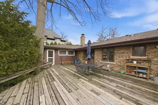 330 N Ferndale Ave, Elmhurst, IL 60126 - Photo 28