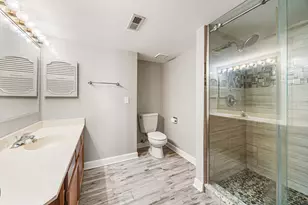 1226 Chalet Rd, Naperville, IL 60563 - Photo 16