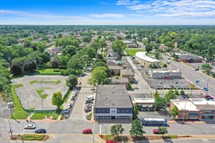 3135 W 95th St, Evergreen Park, IL 60805 - Photo 14