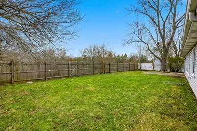 221 Davis Lane, Bolingbrook, IL 60440 - Photo 18
