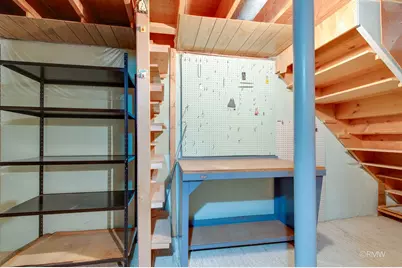 910 S Robert Drive, Mount Prospect, IL 60056 - Photo 18