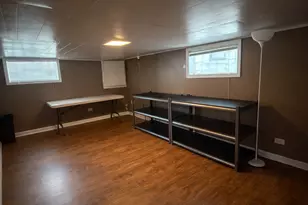 8201 S Homan Ave, Chicago, IL 60652 - Photo 16