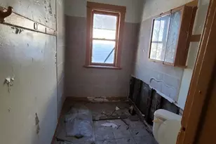 11130 S Eggleston Ave, Chicago, IL 60628 - Photo 8