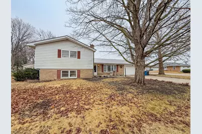802 E 19th Street, Sterling, IL 61081 - Photo 4