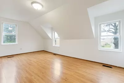 [Address not provided], Berwyn, IL 60402 - Photo 18