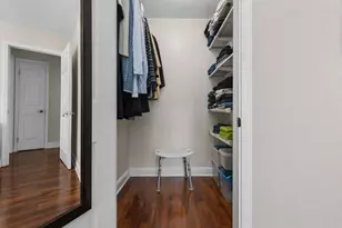 263 Driftwood Ln, Schaumburg, IL 60193 - Photo 12