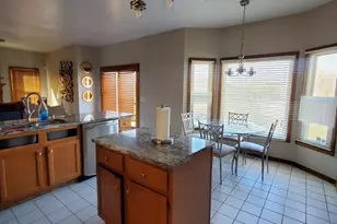 5620 Feather Creek Rd, Matteson, IL 60443 - Photo 8