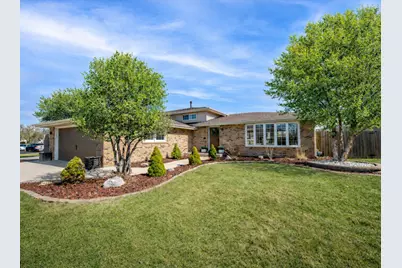 9133 S Meade Avenue, Oak Lawn, IL 60453 - Photo 1