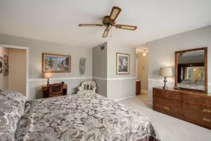 1327 Shagbark Ln, Wheaton, IL 60187 - Photo 16