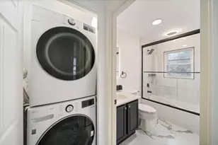 28W686 Townline Rd, Warrenville, IL 60555 - Photo 22