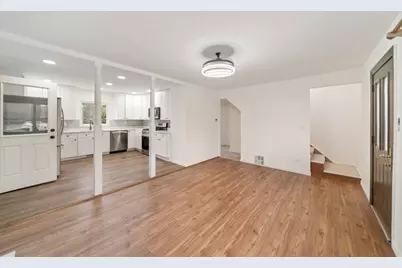 28W686 Townline Road, Warrenville, IL 60555 - Photo 10