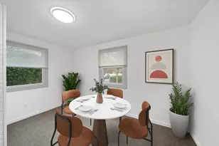 28W686 Townline Rd, Warrenville, IL 60555 - Photo 16