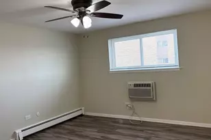 8901 N Western Ave, Des Plaines, IL 60016 - Photo 8