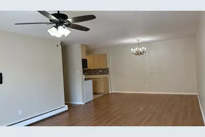 8901 N Western Avenue #206, Des Plaines, IL 60016 - Photo 6