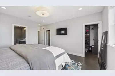 2341 W Roscoe Street #3W, Chicago, IL 60618 - Photo 22