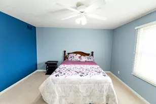 15 Greythorne Cir, Bloomington, IL 61704 - Photo 54