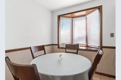 14542 S Campbell Avenue, Posen, IL 60469 - Photo 8