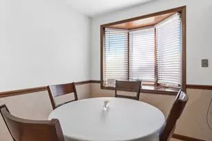 14542 S Campbell Ave, Posen, IL 60469 - Photo 8