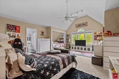 430 Alberosky Way, Batavia, IL 60510 - Photo 28