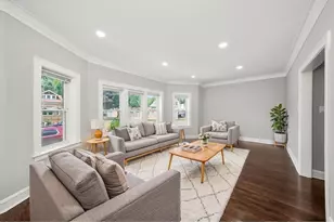 8101 S Kimbark Ave, Chicago, IL 60619 - Photo 10