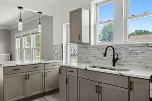 8101 S Kimbark Ave, Chicago, IL 60619 - Photo 22