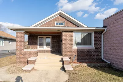 1900 N Center Street, Crest Hill, IL 60403 - Photo 4