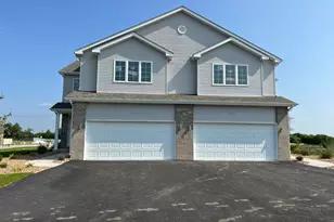 Bldg 58 Glenbrooke Ln, New Lenox, IL 60451 - Photo 1