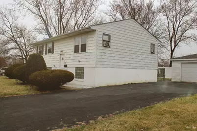 299 Beacon Boulevard, Chicago Heights, IL 60411 - Photo 1